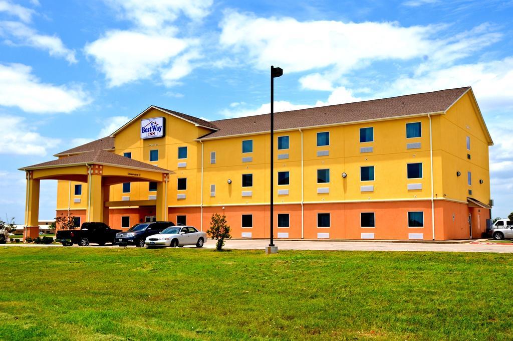 Best Way Inn Cleburne Exterior foto